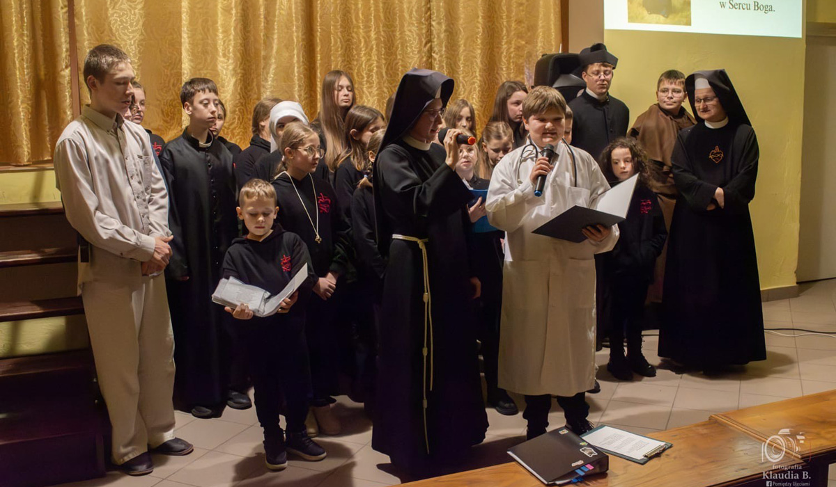 Błogosławiona Matka Klara autorytetem dla młodych