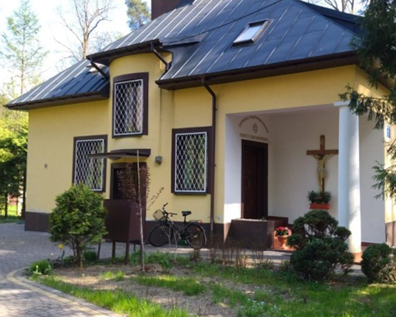 ZALESIE GÓRNE Dom Ofiarowania NMP